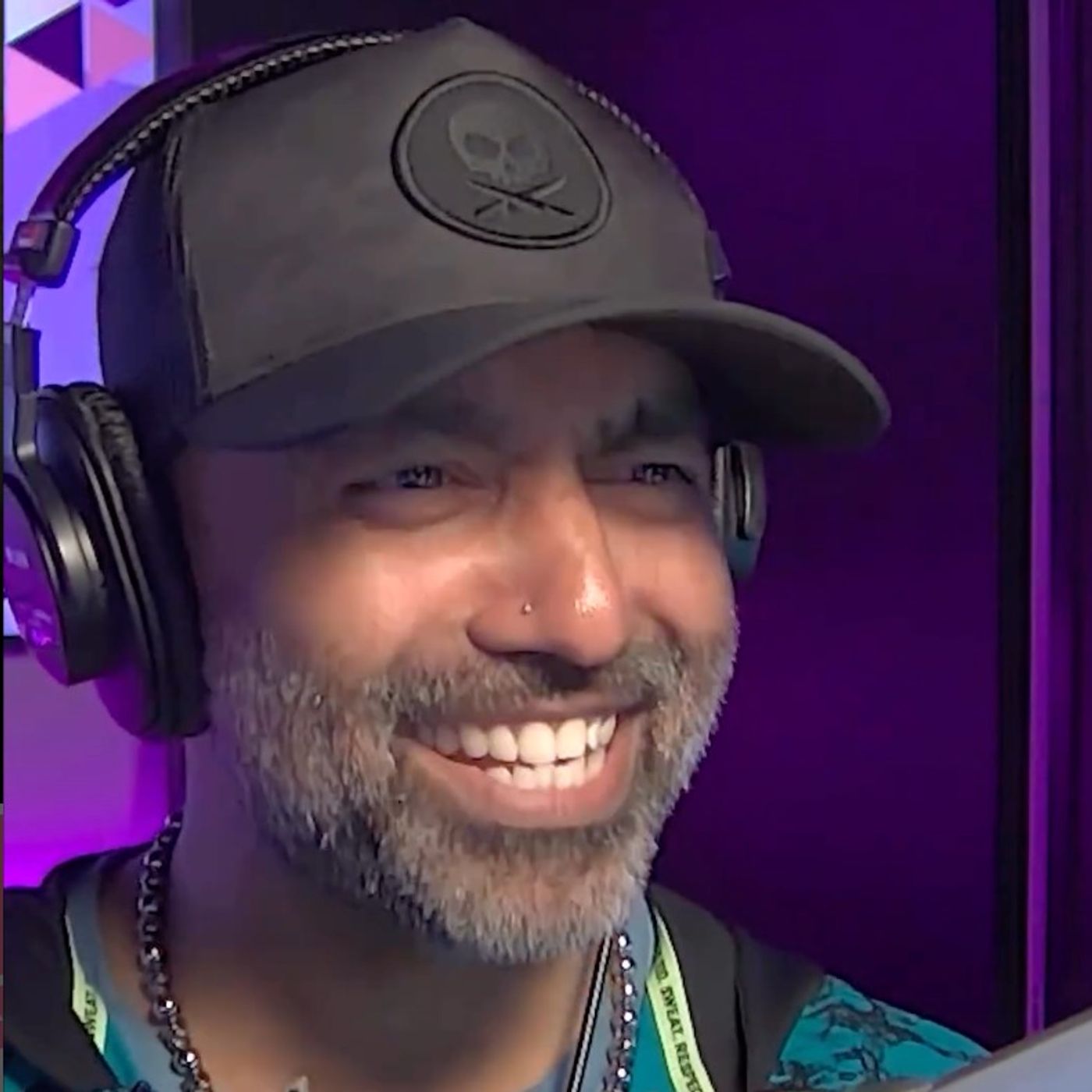 Tiktoker tells women how to finesse men seekr