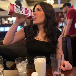 Kierstyn’s Hot AF Wing Challenge – A Year of Free Wings at a Cost