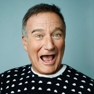 Random Celebrity Encounter! Robin Williams Knocked on Shona's door?!