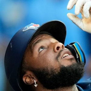 playlist-item-The Process of Signing Mega-Contracts with David Samson