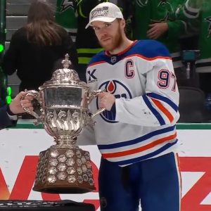 playlist-item-Is McDavid the Most Talented Player Ever?