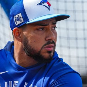 playlist-item-Anthony Santander Heads to the IL