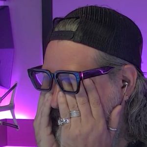Billie Eilish Addresses Met Gala Criticism and Roz is Annoyed by People Eating in Their Videos!