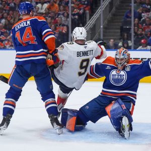 Sam Bennett’s Play in the Crease With Chris Pronger
