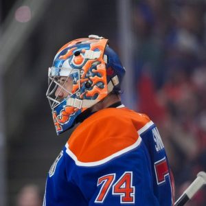 playlist-item-Why Stuart Skinner Should Start Game 6 With Craig Simpson
