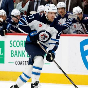 How Ehlers Will Fit in Carolina With Sam Cosentino