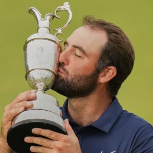 Is Scottie Scheffler the Next Tiger Woods?