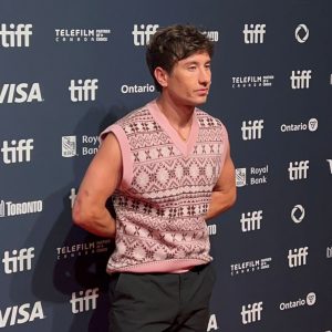playlist-item-Barry Keoghan Reflects on Balancing Filming and Fatherhood