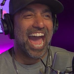 Roz and Mocha's DM Deep Dive - Trolling Mocha and a Weird Toilet Question