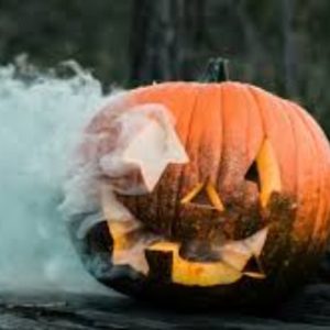 Liza teams up with her boss for a Halloween Matchy Match!