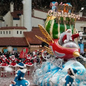 Roz and Mocha's Fix My Life - Dion Having Trouble Planning Work Christmas Party