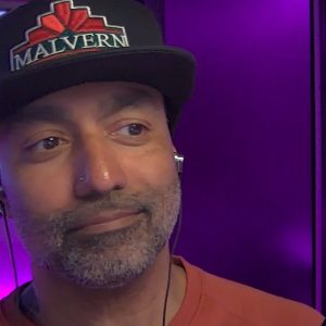 Roz and Mocha's DM Deep Dive - Does Mocha Play Pee-Wee Hockey?