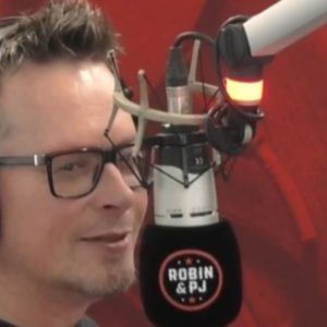 What the hell is an "achievement cake" and how do I get one?