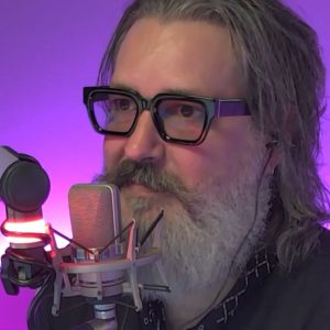 Roz and Mocha's Fix My Life - David Wants to Keep New Years Resolution