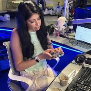 playlist-item-Pooja Goes Green?