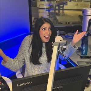 playlist-item-Why Your Hand Towels Have That Weird Strip