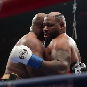 Boxer Gets His TOUPEE Knocked Off!