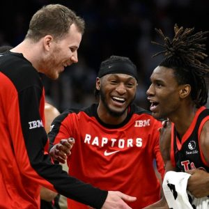playlist-item-Jakob Poeltl's Effectiveness Since His Return