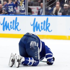 Reacting to Gudas' Dirty Hit on Auston Matthews