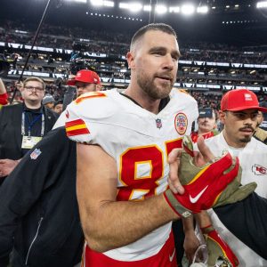 Kelce Coming Back