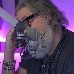 playlist-item-Roz And Mocha's Fix My Life - Eva's Best Friend Is Being Cheated On?!