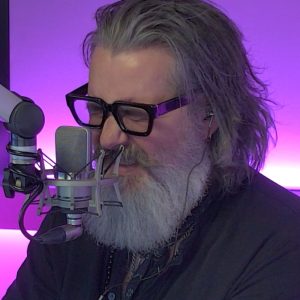 Roz And Mocha's Fix My Life - Cindy Hears Her Neighbours Gettin It On!