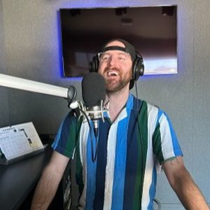 playlist-item-Is Jess' Eye Doctor Hitting on Her