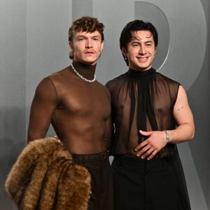 Damnit Maurie Chats With Guests Who Stayed at The 'Heated Rivalry' Cottage