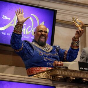Would You Rather Wednesday: Genie or Wishes