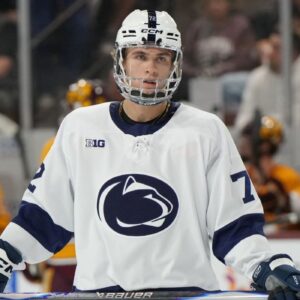 Should the Leafs Draft Gavin McKenna with Willie Desjardins