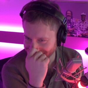 Roz & Mocha's DM Deep Dive - Maurie Does WHAT At Work?!