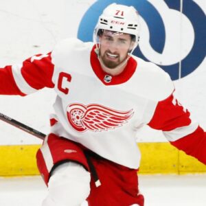 Dylan Larkin Trade Request With Elliotte Friedman