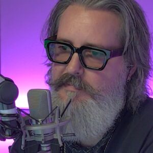 Roz & Mocha's DM Deep Dive - Roz Is An Expert 'StareMaxxer'