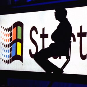 On This Day in KiSSTORY - August 24 - Windows 95, Christina's Debut Album