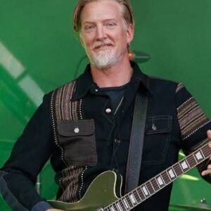Josh Homme Despises People Who Play The Guitar at Parties