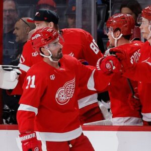 Dylan Larkin's Season Debut with Elliotte Friedman