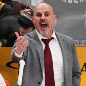 What's Behind the Flyers' Slow Start? Ft. Scott Hartnell