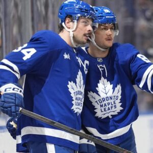 Nylander Joins Matthews on Leafs' Top Line