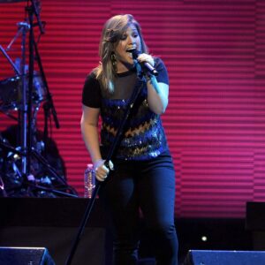 On This Day in KiSSTORY - October 21 - Kelly Clarkson's "Stronger", Mystic Pizza,
